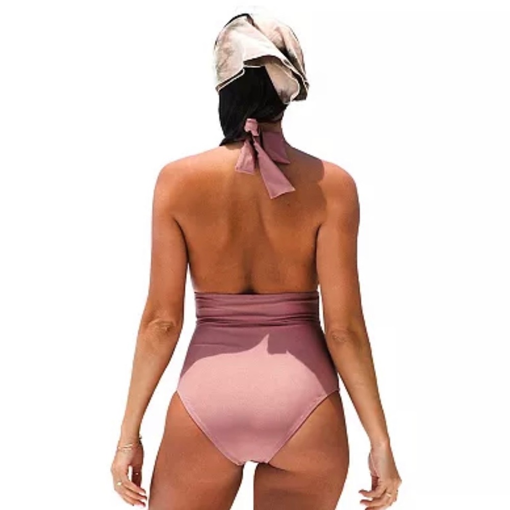 💗RUCHED HALTER SLIMMING SWIMSUIT - Picture 2 of 8